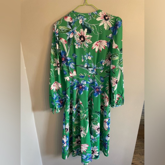 H&M floral dress perfect - Picture 9 of 9